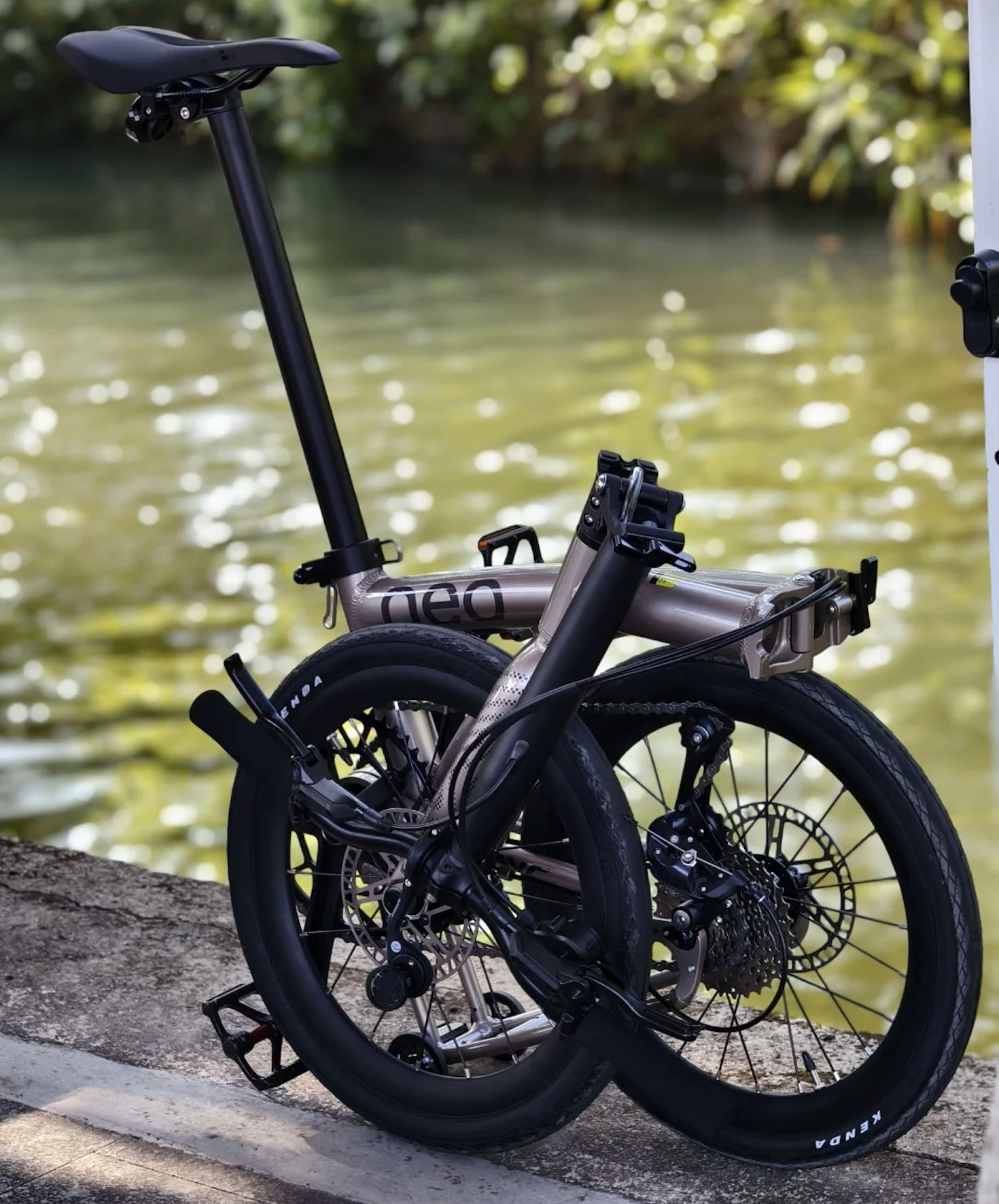 Xe Đạp Gấp Folding JAVA Neo-9SE Phanh Đĩa Bánh 16 Inch – Hanoibike
